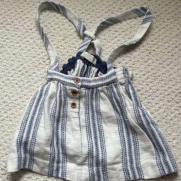 Adorable Zara skirt overalls - Picture 1 of 5